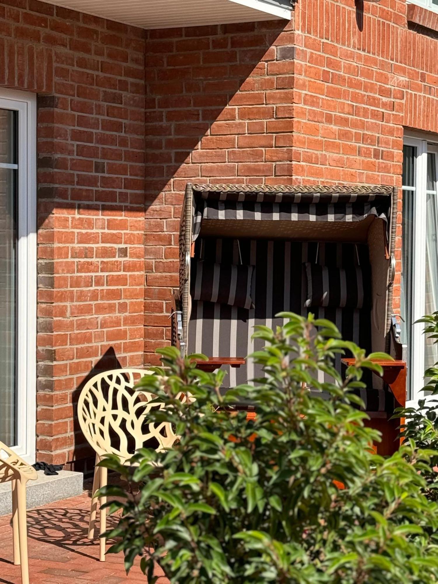 Landhaus Hamester - Hotel & Restaurant Basthorst  Екстериор снимка